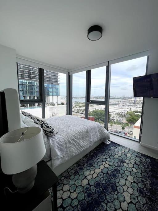 Ferienwohnung Luxury 2Br Corner Apt Downtown Mia Miami Exterior foto